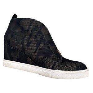 Linea Paolo Black Mesh Camouflage Wedge Sneakers With Side Zippers & Elastic Upp